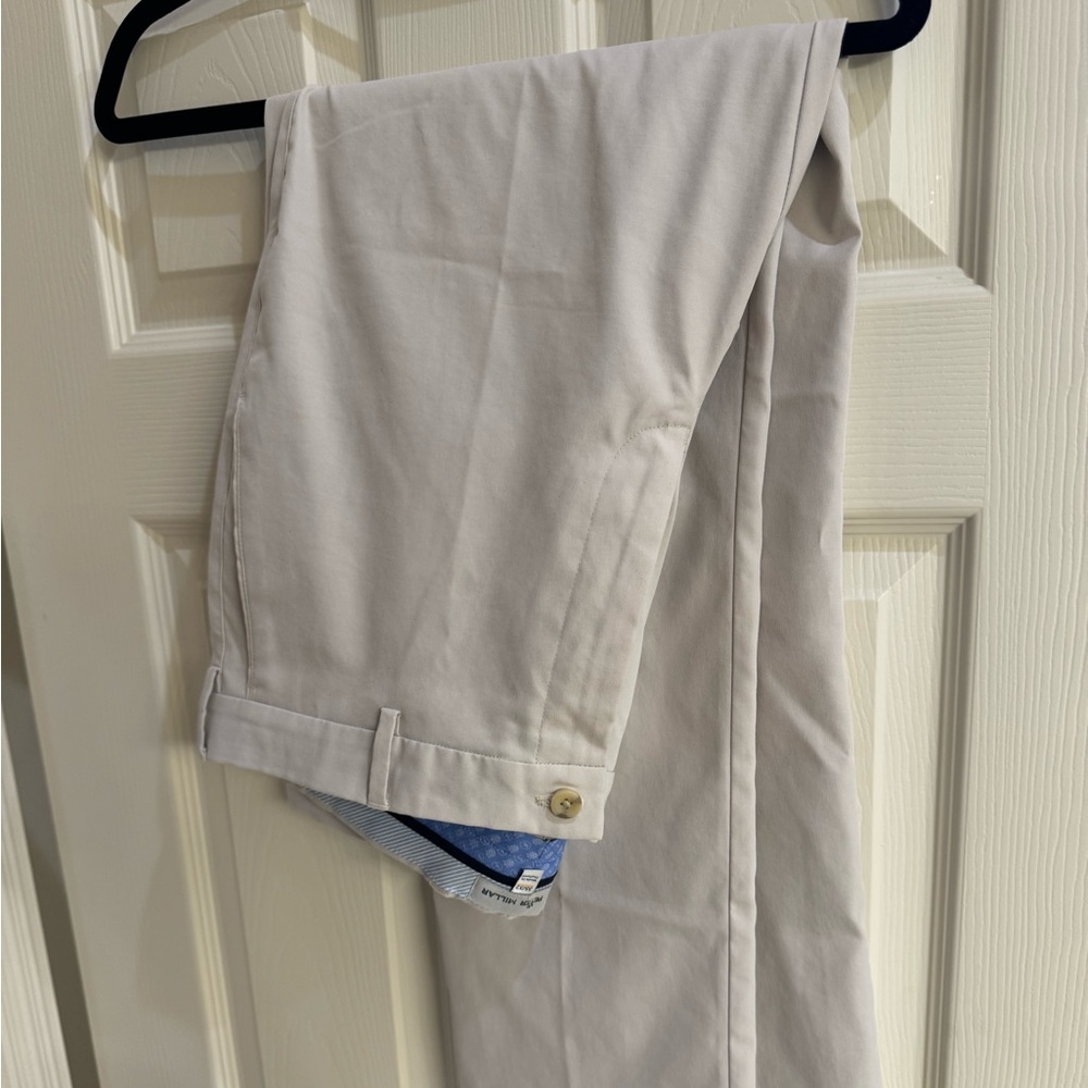 Peter Millar men’s Light Tan chinos